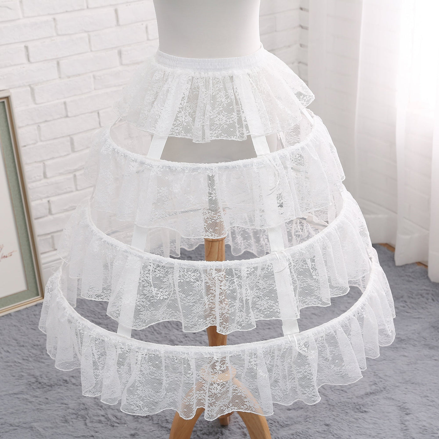 Manyiluo - Adjustable Hollowed-Out Cool - Adjustable Lace-Tulle Lolita Petticoat with Fishbone Hoops - product detail 4