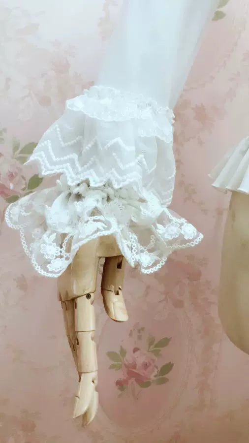 Yilia - Petal Collar - Ornate Hime Sleeve Blouse
