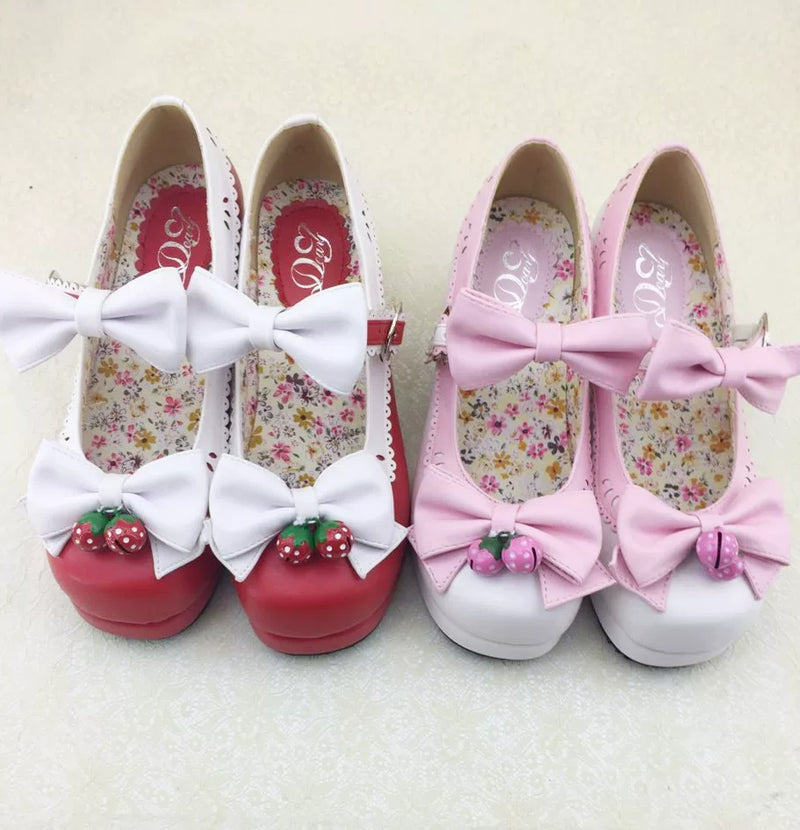 Meixie Strawberry Bell shoes in red and pink, top view