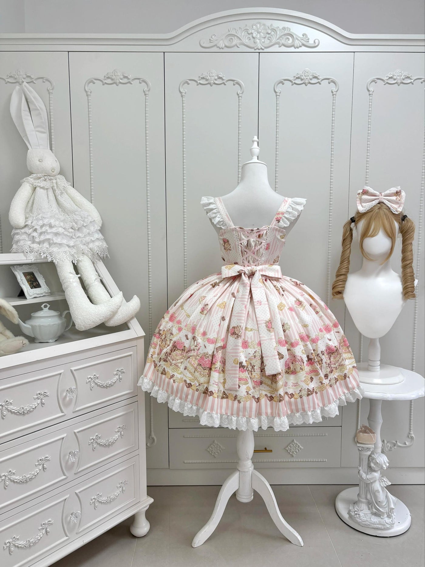 Fluffy Bear - Iced Strawberry Cheese - Sweet Lolita JSK, Strawberry Dessert Print