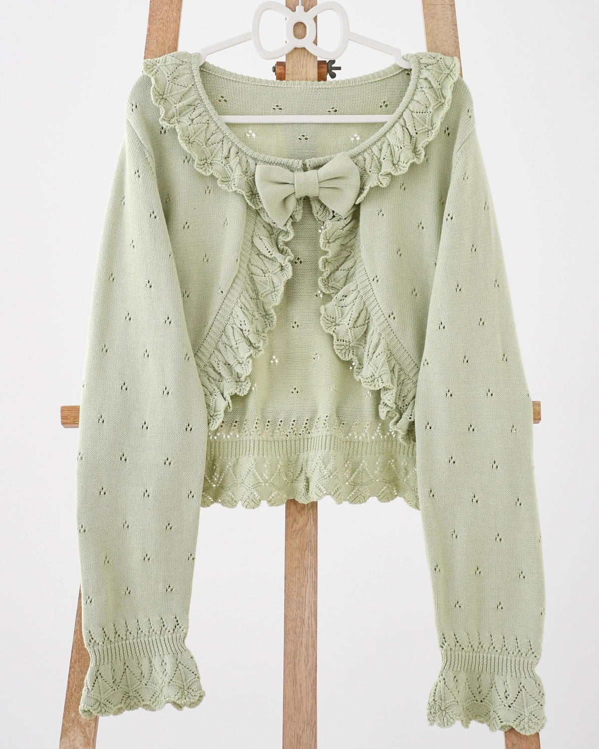 MIST - Nainai - Vintage Lolita knitted cardigan with ruffled trim and bow pin