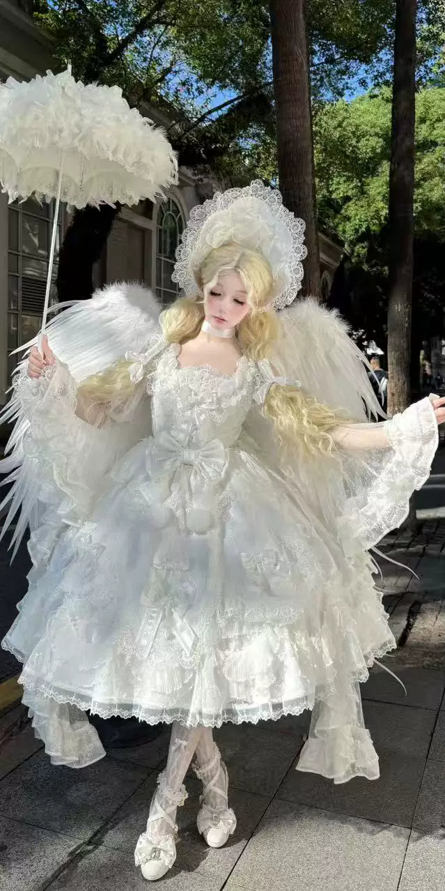 Airfreeing Butterfly Wing white Lolita blouse - model look 1