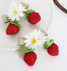Xiaogui - Sweet Lolita Hair Pin Flower - Strawberry Shaped Headwear