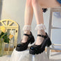 White Lace Heart / One Size