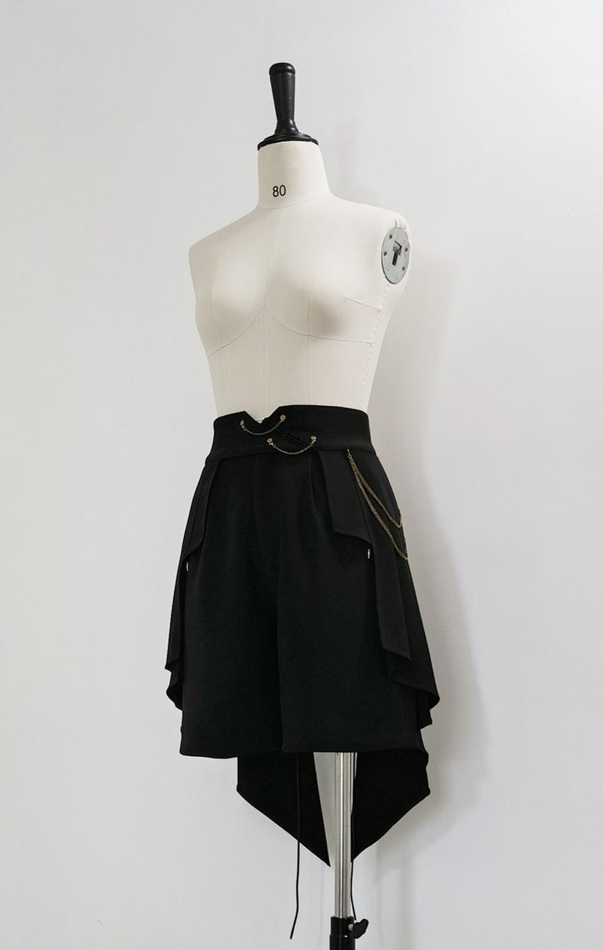 Rose's Will - Ouji Lolita Shirt, High-Low Hem Shorts Shorts (with a waistband + two short chain + a long chain) S