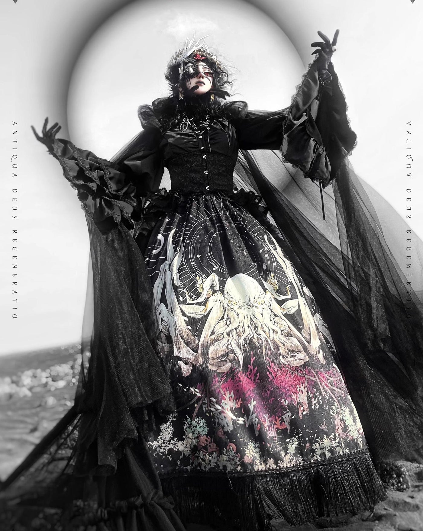 Caged Bird Hotel - Reborn Ancient God - Gothic Lolita Shirt and Skirt Set with Hanging Chains - product detail 5