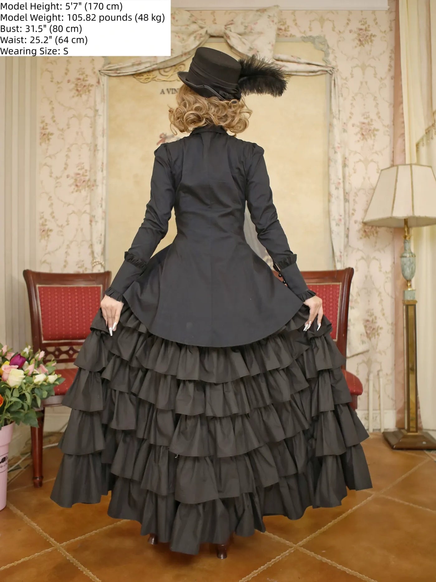 LACE GARDEN - Tailed Hem - Gothic Lolita Blouse and Skirt Set with Layered Ruffles - product detail 8