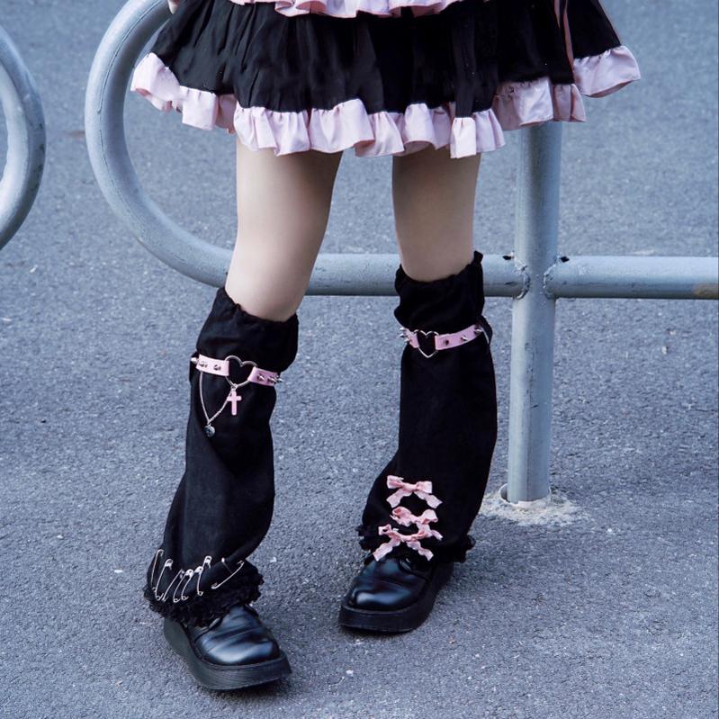 Strange Sugar - Gothic Suede Warm Leg Cover Black - Pink Socks