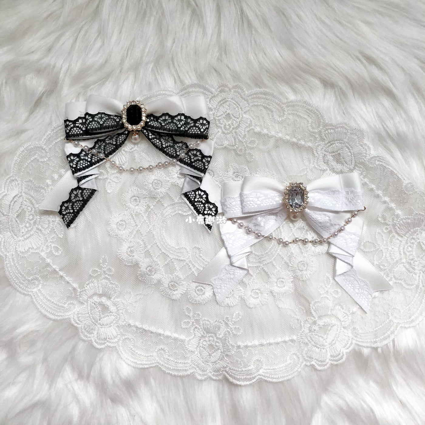 Handmade - Crystal Lace Bow - Clip, Brooch or Bag Charm - detail view 2