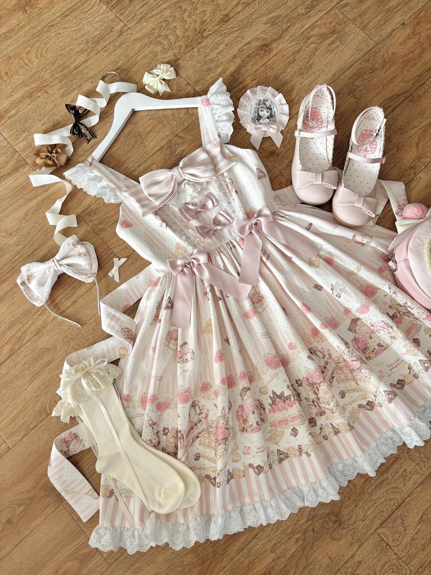 Fluffy Bear - Iced Strawberry Cheese - Sweet Lolita JSK, Strawberry Dessert Print