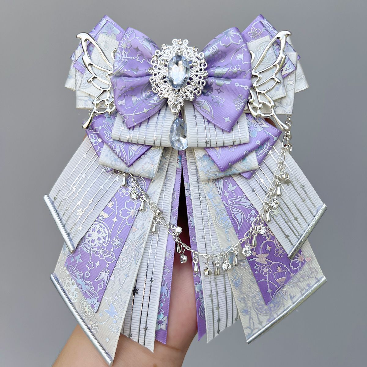 Handmade - Silver-Chain Bow - Bag Charm and Brooch - detail view 2