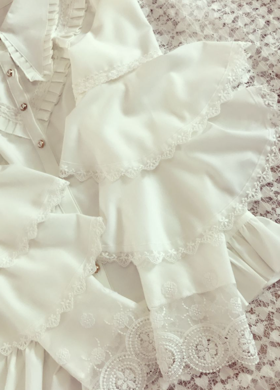 Yilia - Elegant Lolita Long Sleeve Slim Fit - Blouse Innerwear
