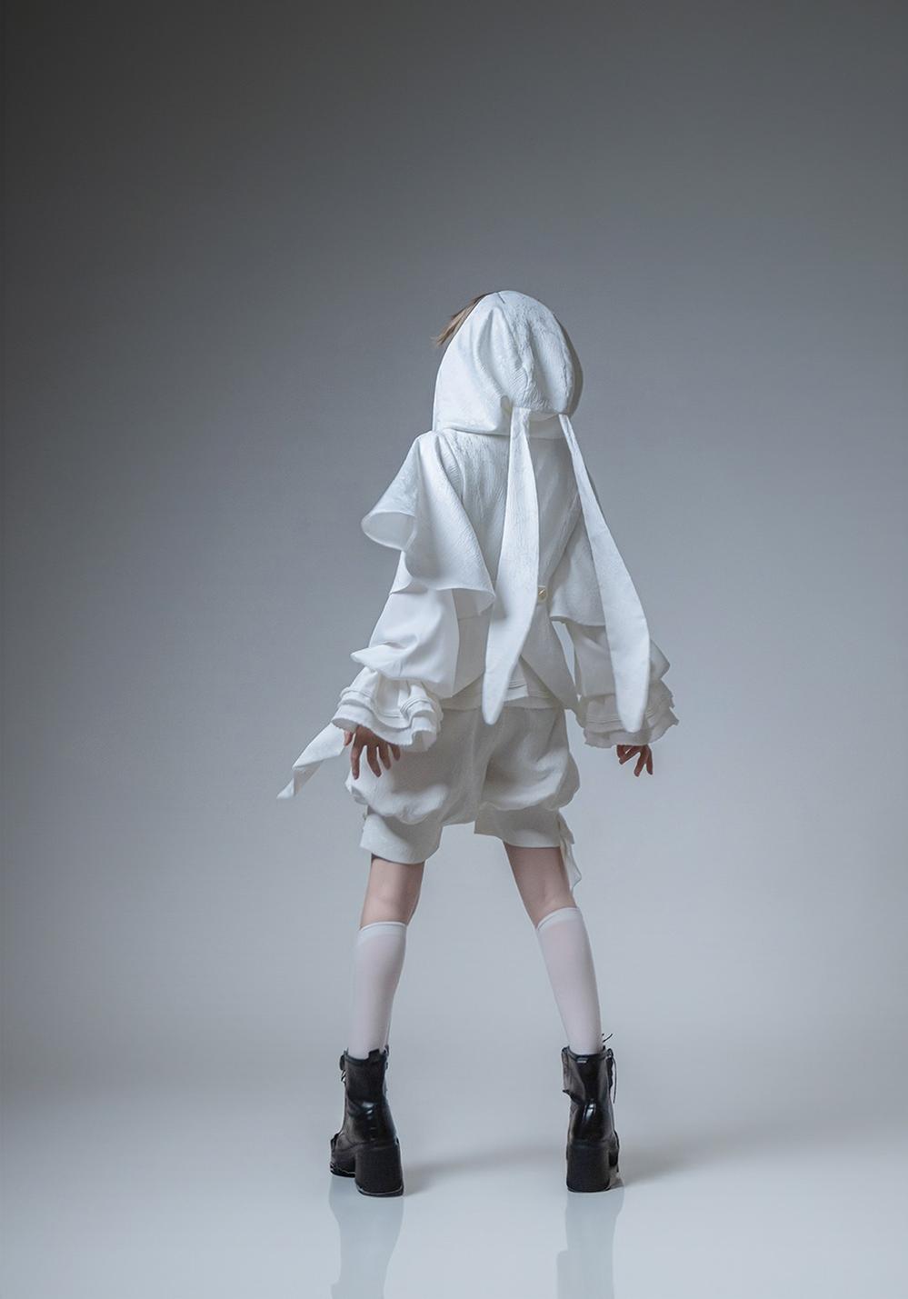 Princess Chronicles - Rabbit Hunting White Moonlight - White Ouji Lolita Jacket & Shorts Set