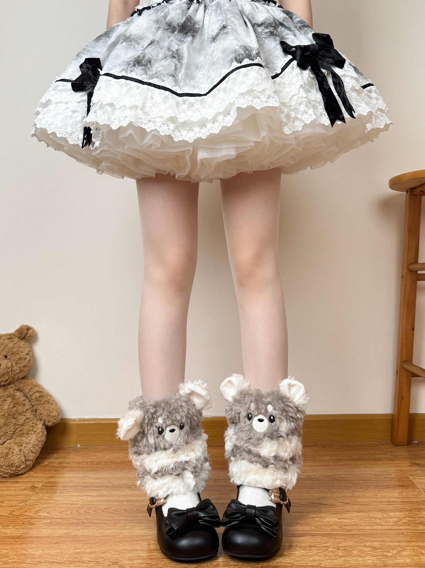 Chubby Bear Tales - Four-Eyed Puppy - Plush Leg Warmers