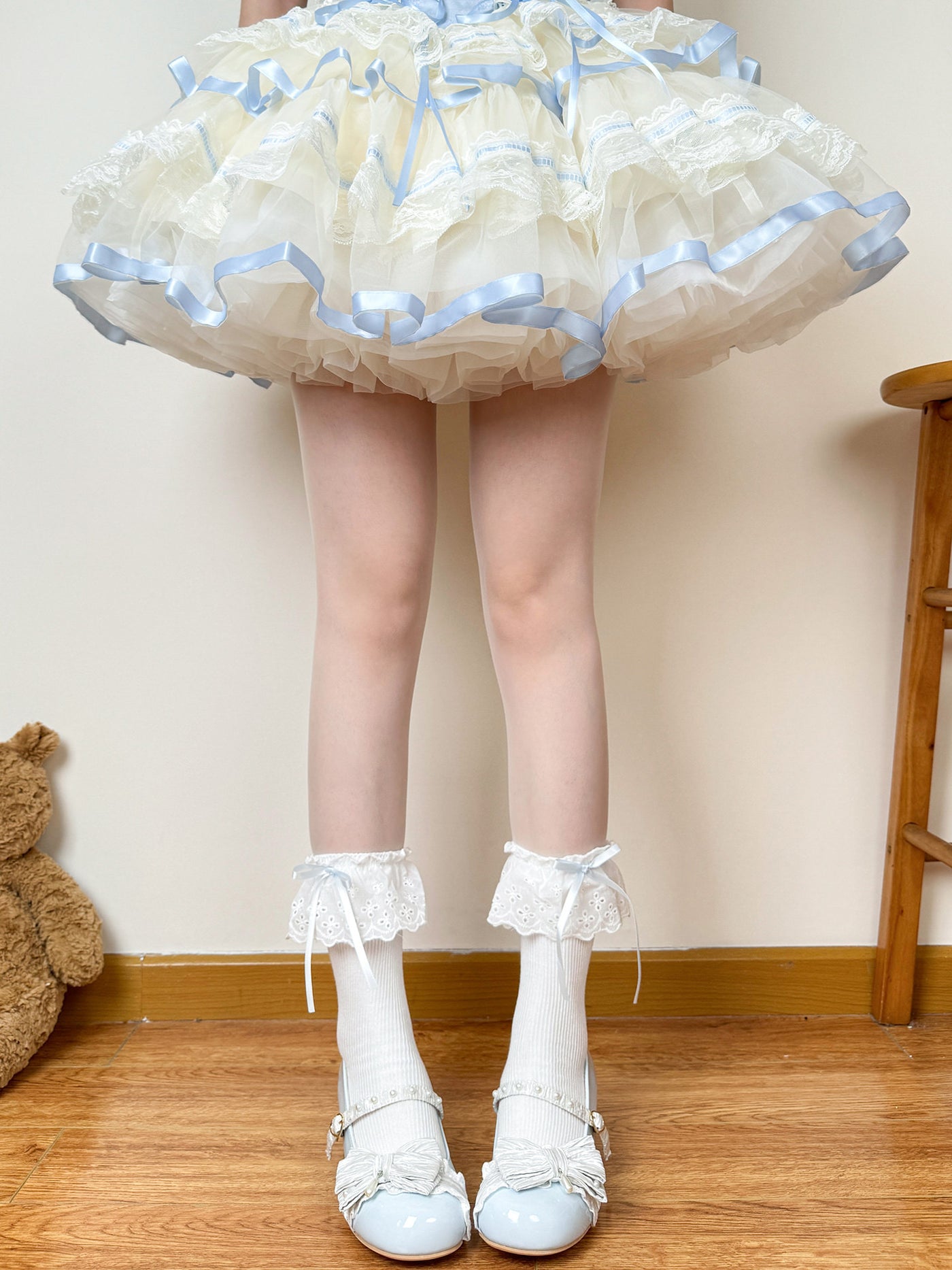 Chubby Bear Tales - Sweet Balletcore - Lace-trimmed mid-calf socks