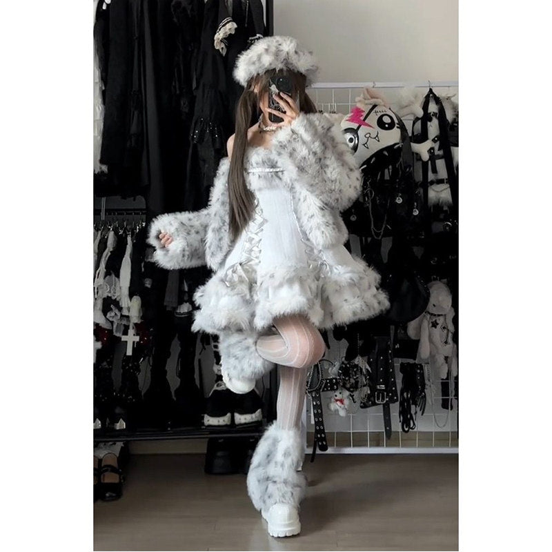 Creamy - White Moonlight - Winter Lolita two-piece set with fuzzy