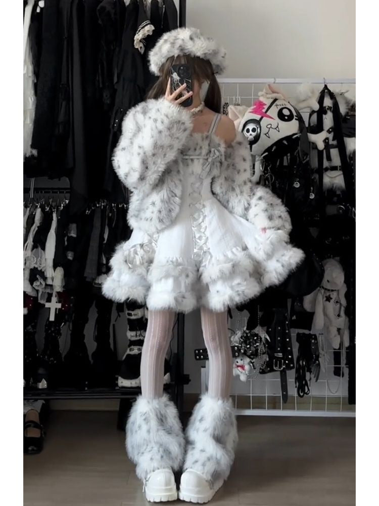 Creamy - White Moonlight - Winter Lolita two-piece set with fuzzy