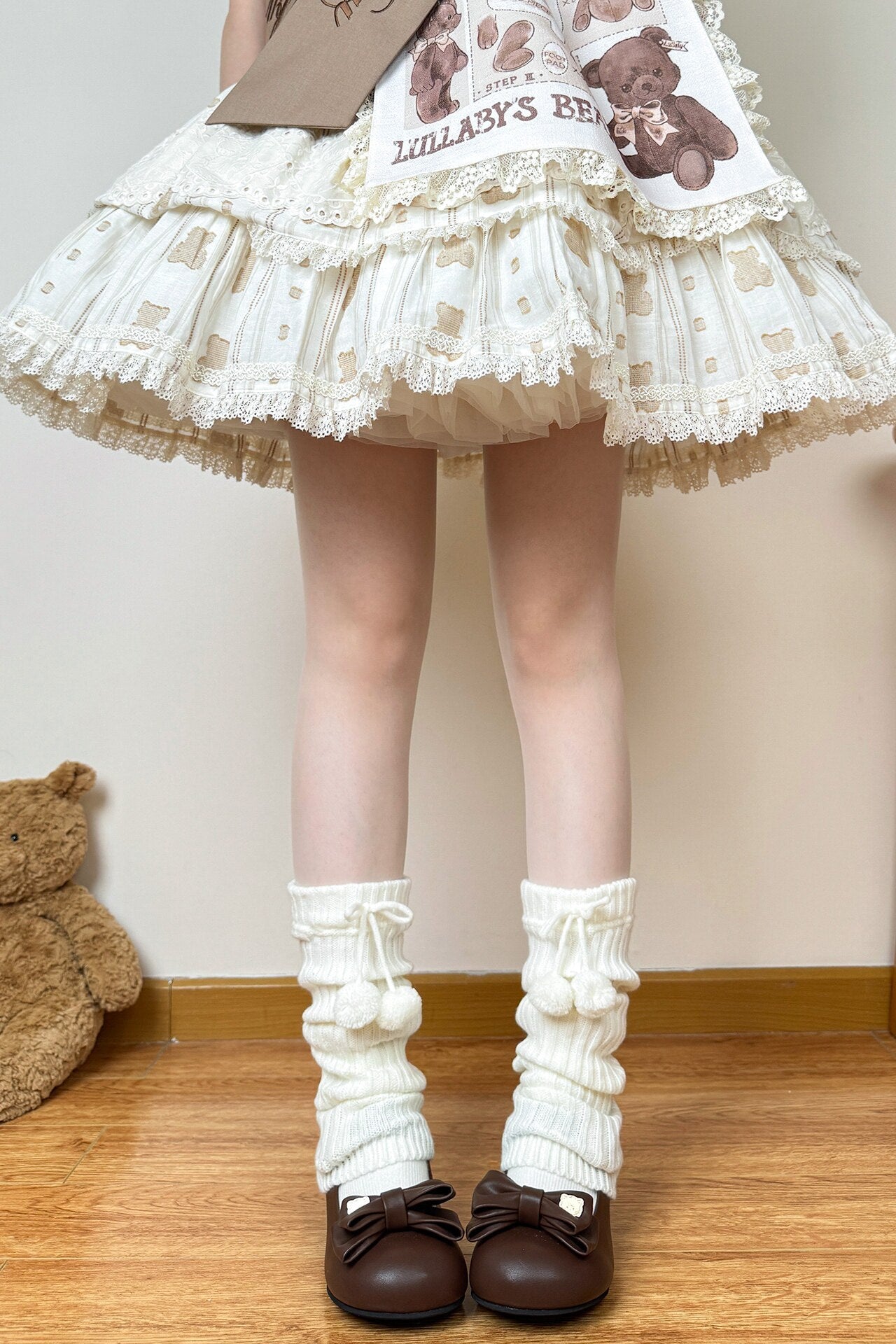 Chubby Bear Tales - Thickened ribbed leg warmers - With pom-pom