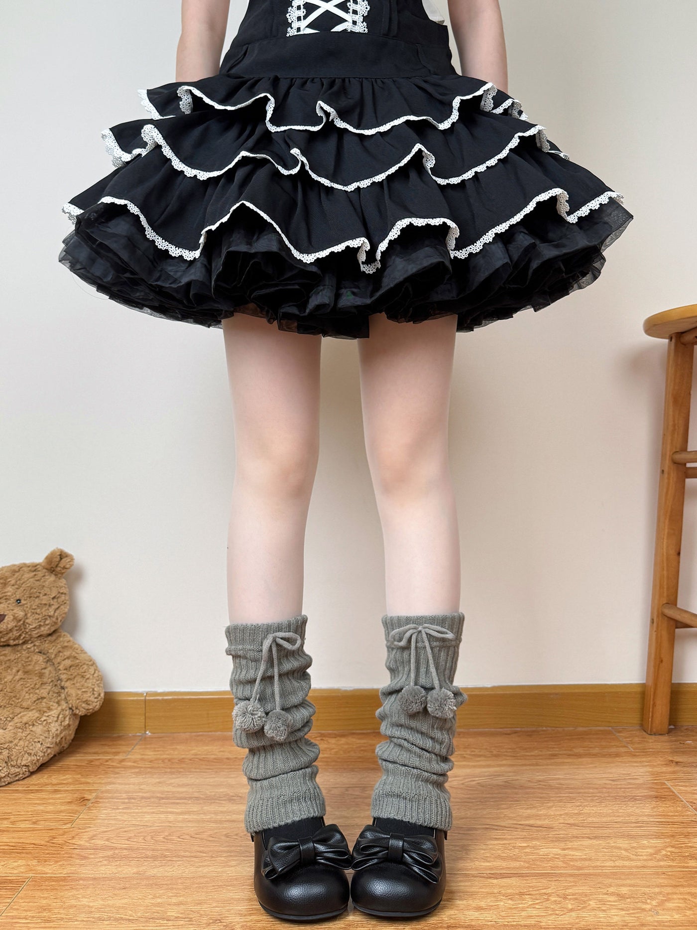 Chubby Bear Tales - Thickened ribbed leg warmers - With pom-pom