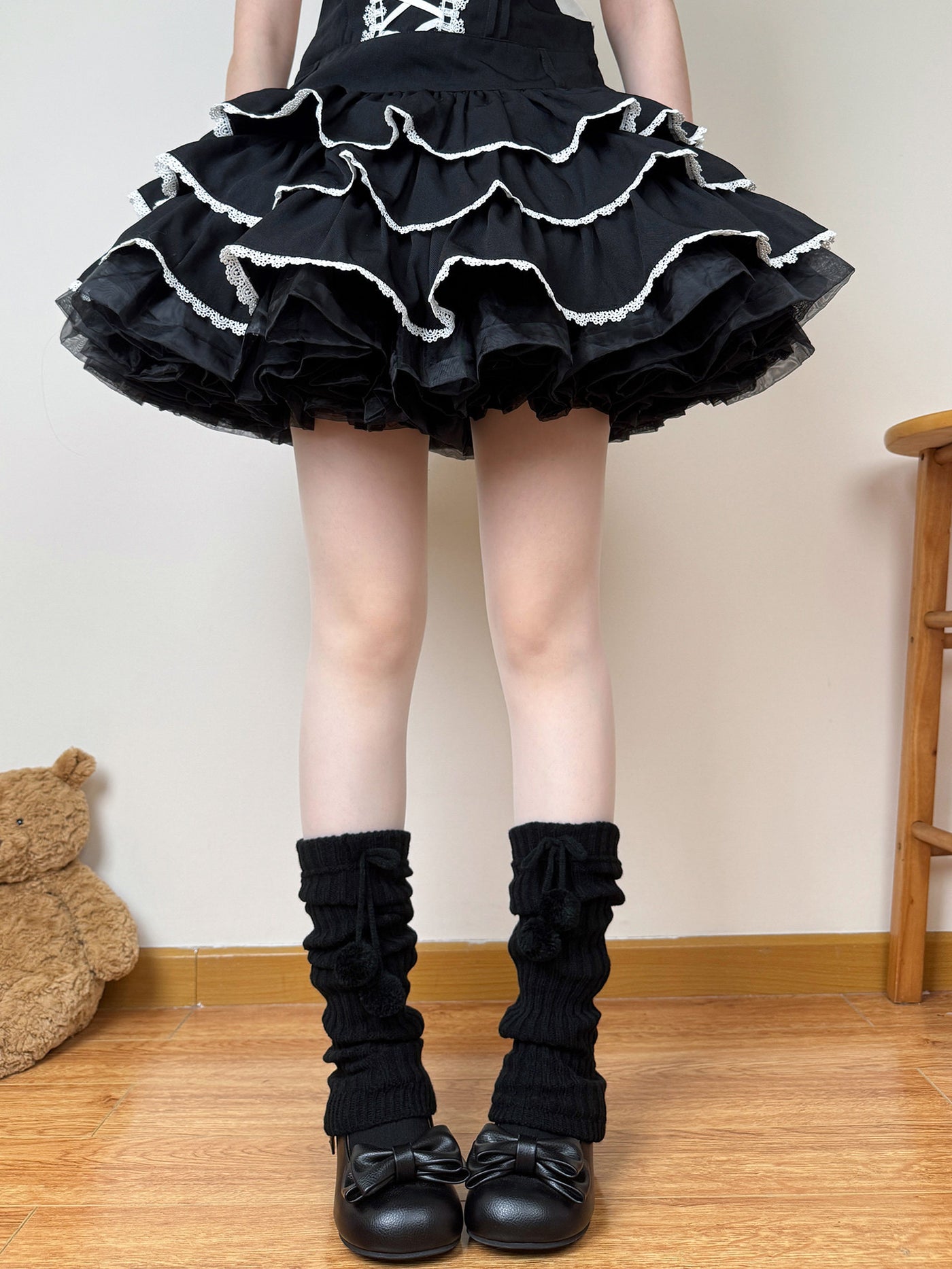 Chubby Bear Tales - Thickened ribbed leg warmers - With pom-pom