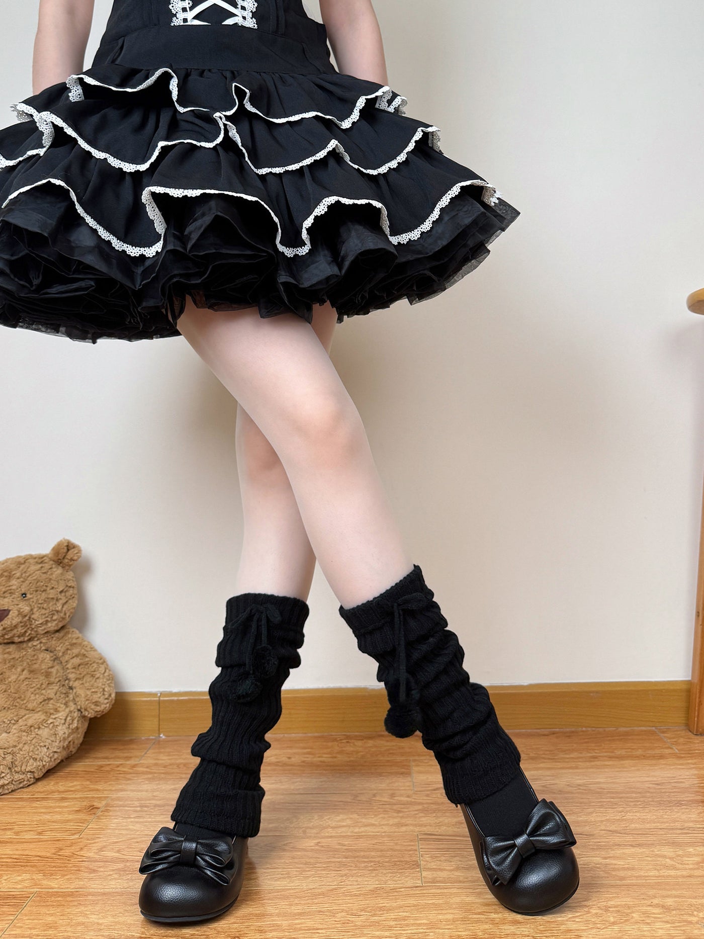 Chubby Bear Tales - Thickened ribbed leg warmers - With pom-pom