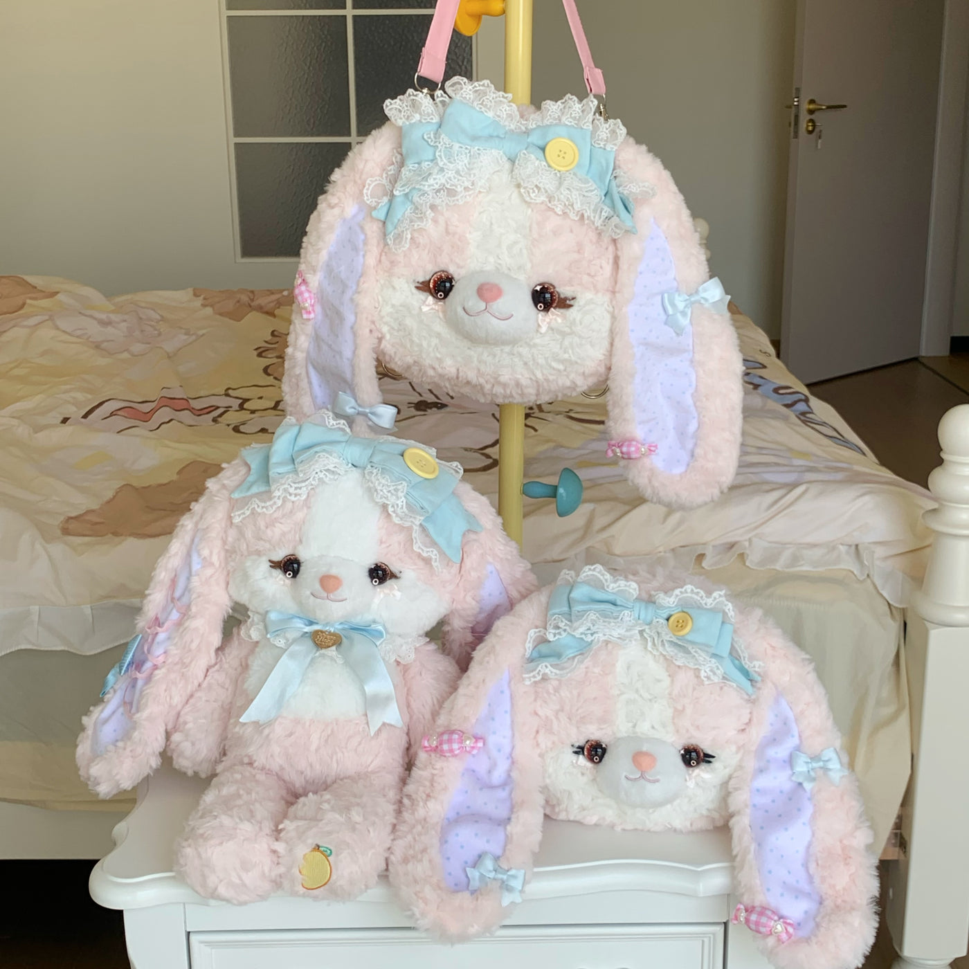 Mango Maruko - Plush Bunny Bag - Plush bunny-shaped Lolita bag