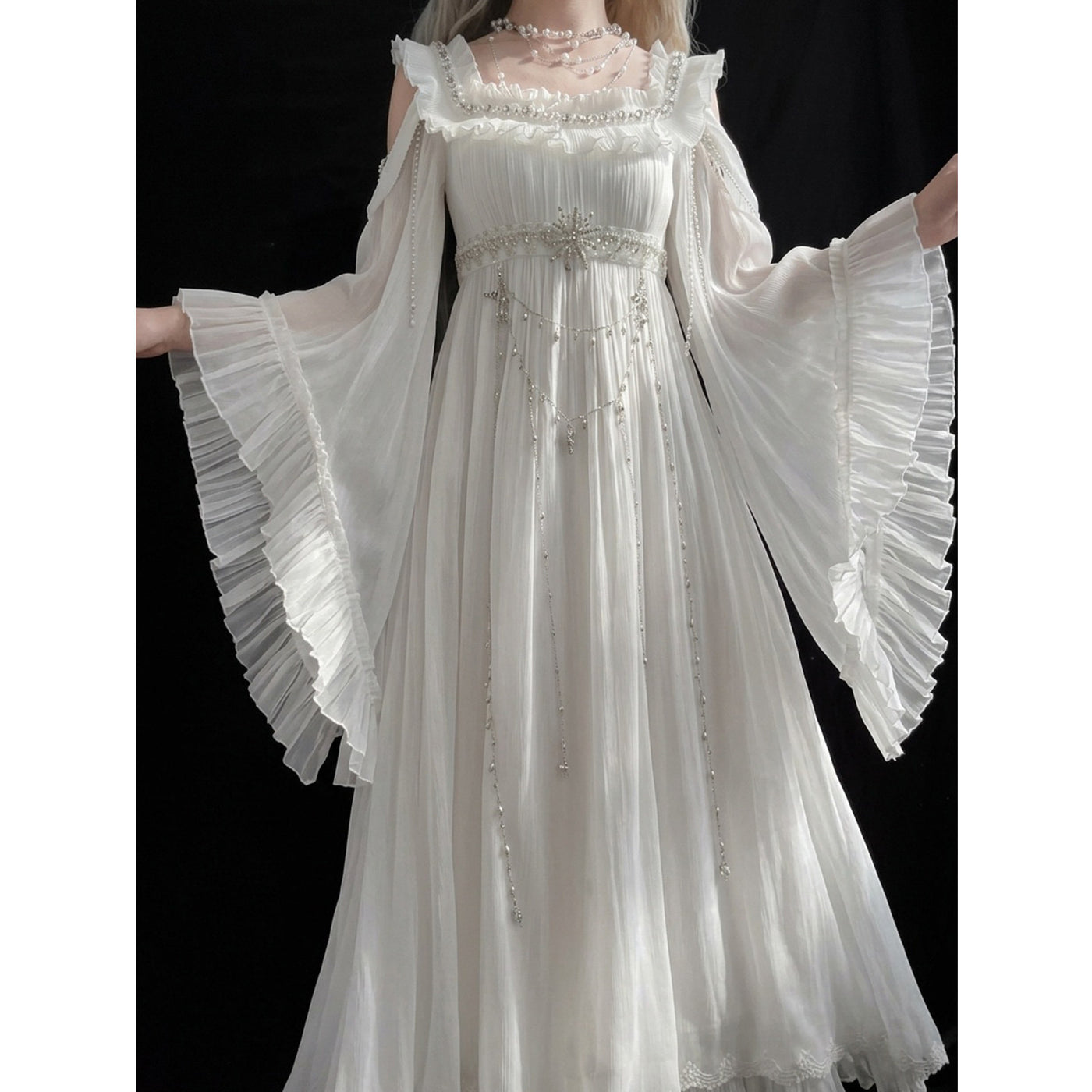 Creamy - Empire Lolita - White off-shoulder Empire Lolita OP