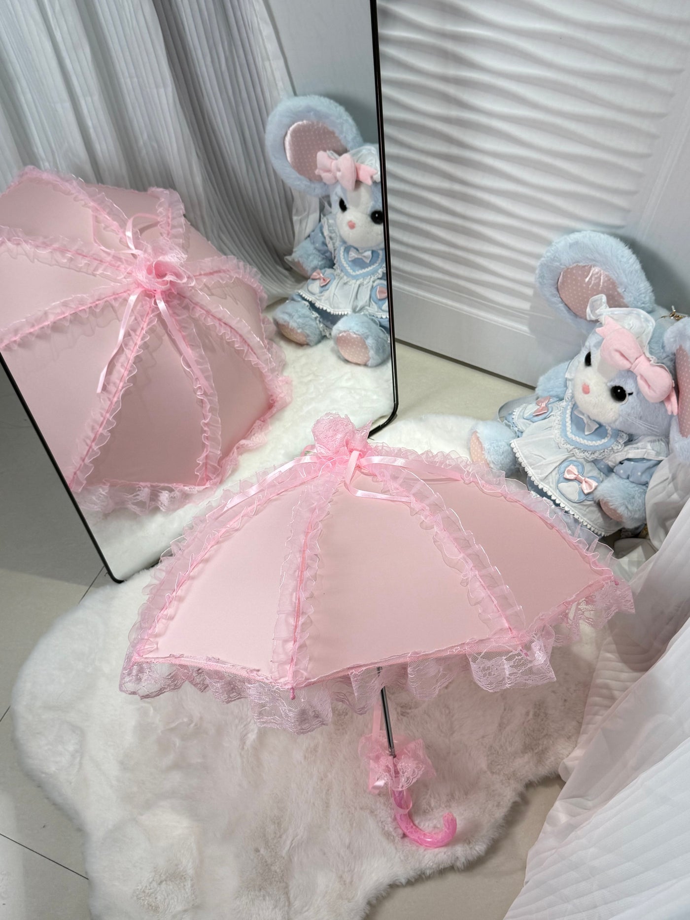 Fantasy Doll - Lace Trim - Ribbon Parasol