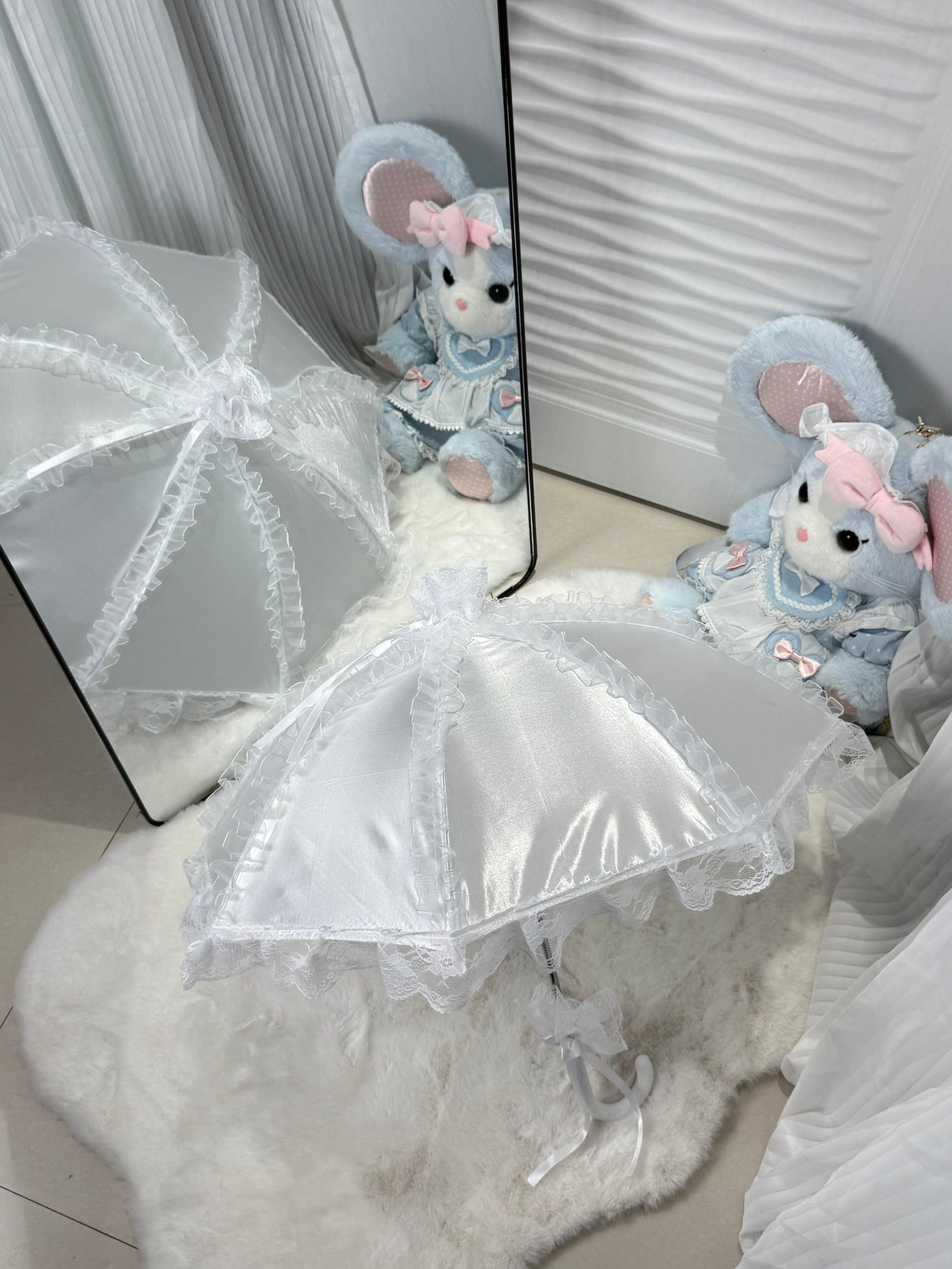 Fantasy Doll - Lace Trim - Ribbon Parasol