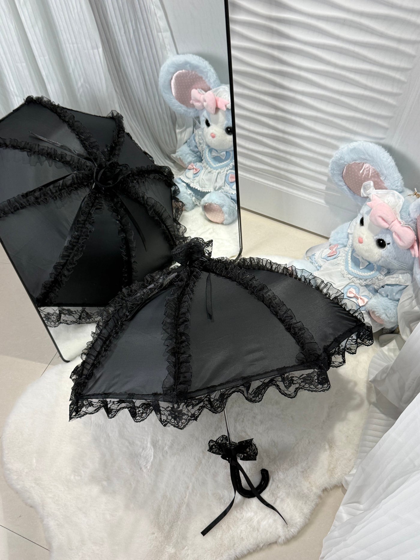 Fantasy Doll - Lace Trim - Ribbon Parasol