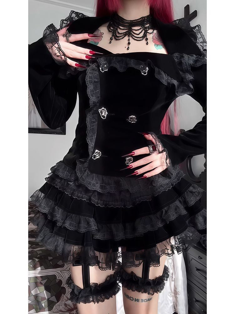 Creamy - Medieval Gothic - Coat and Half Skirt Set