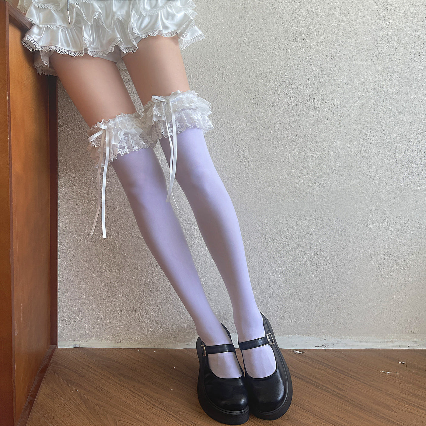 Creamy - Lace ruffle bow velvet mid-calf - Socks