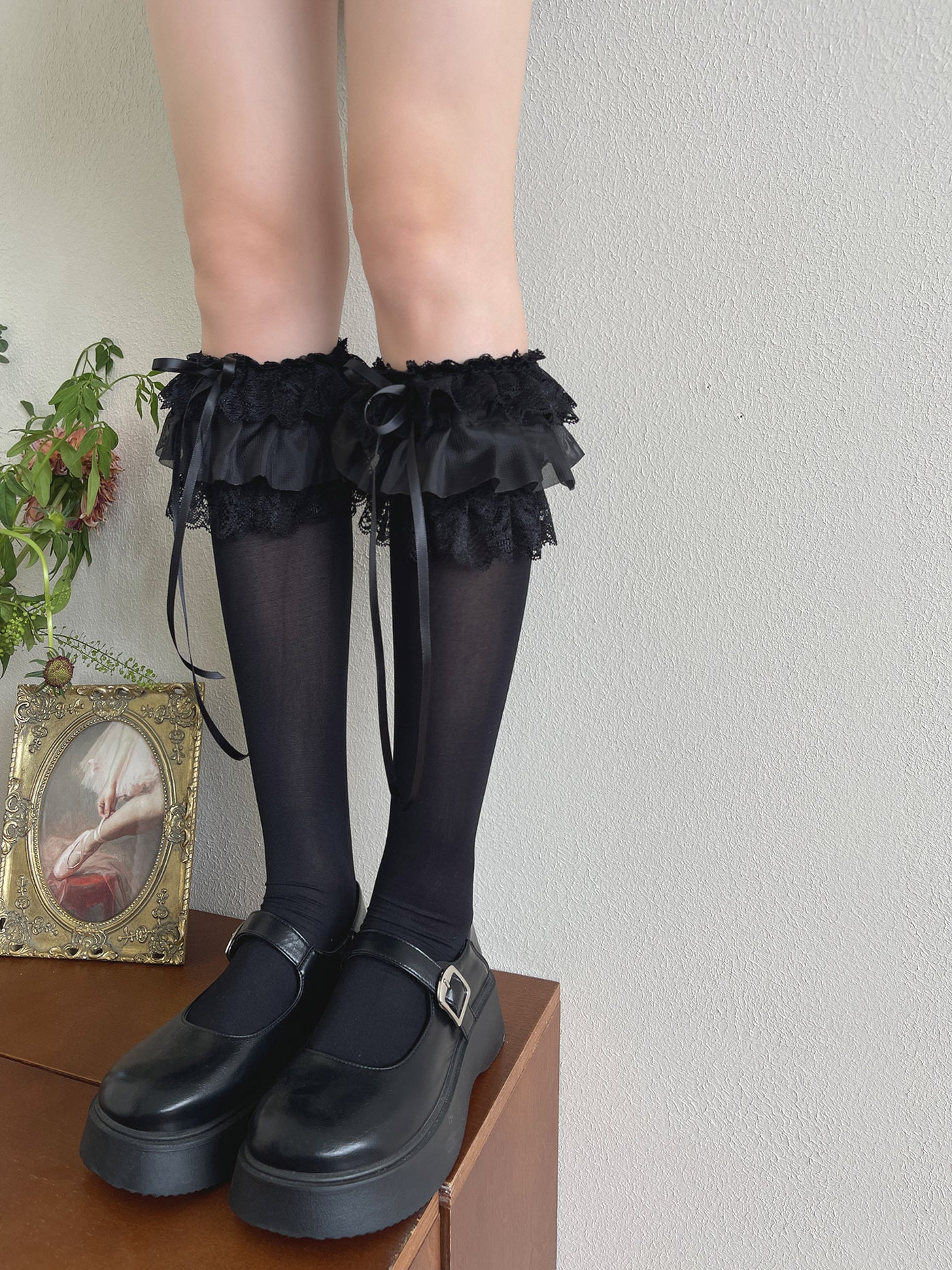 Creamy - Lace ruffle bow velvet mid-calf - Socks
