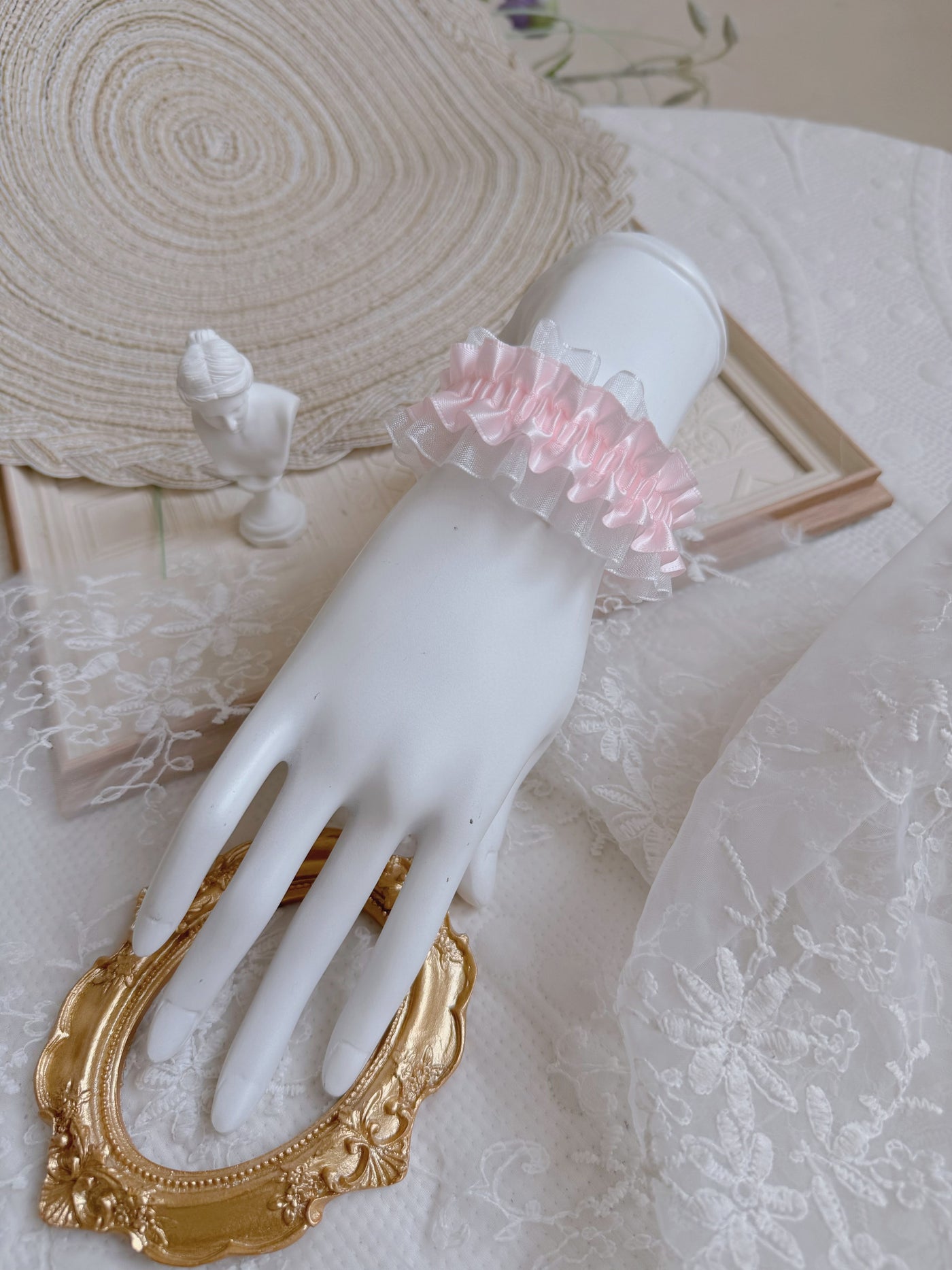 Fantasy Doll - Satin Lace Bow Bracelet - Wrist bracelet in satin