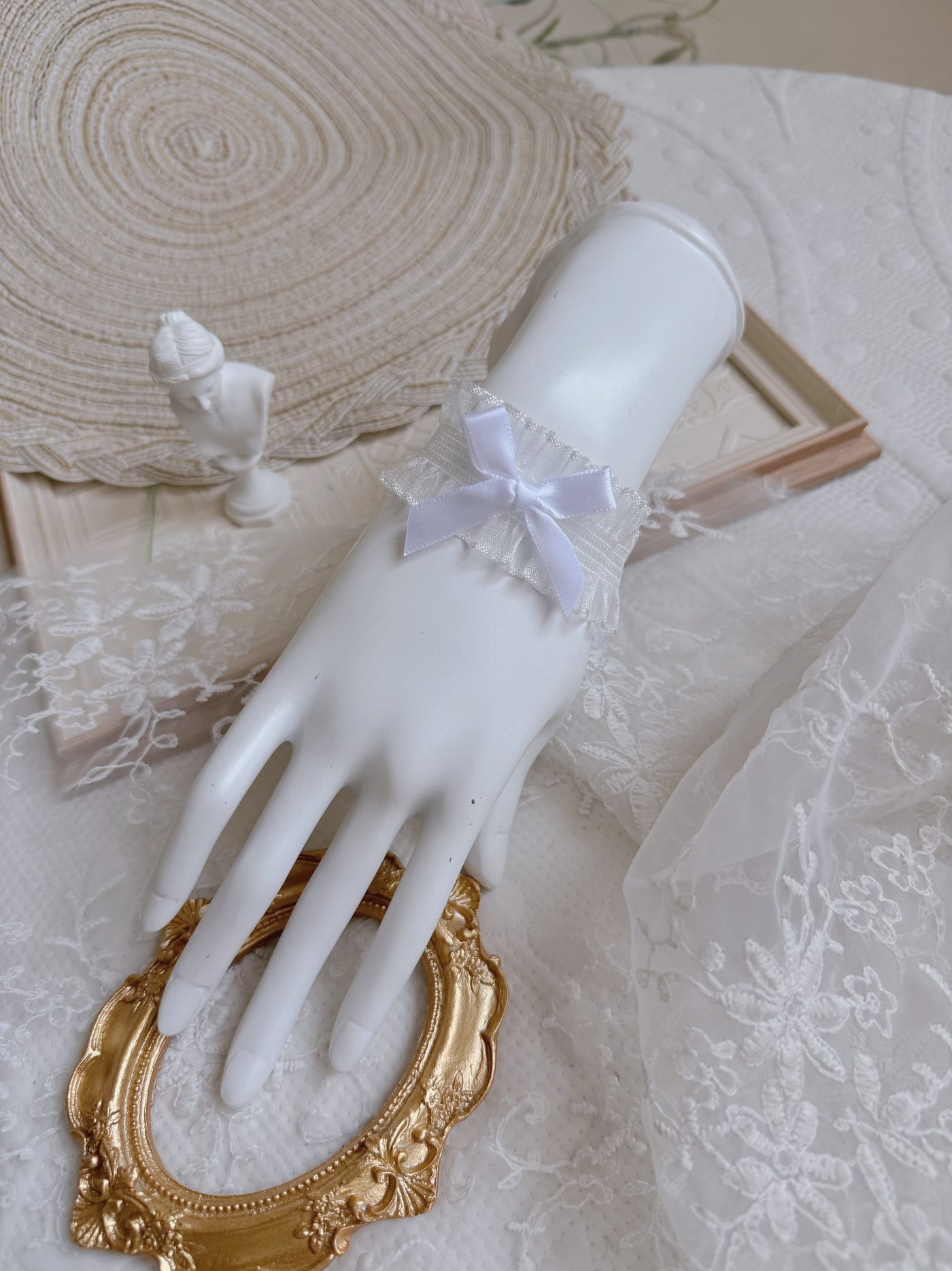 Fantasy Doll - Satin Lace Bow Bracelet - Wrist bracelet in satin