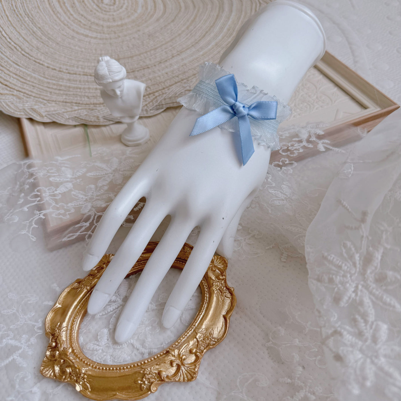 Fantasy Doll - Satin Lace Bow Bracelet - Wrist bracelet in satin
