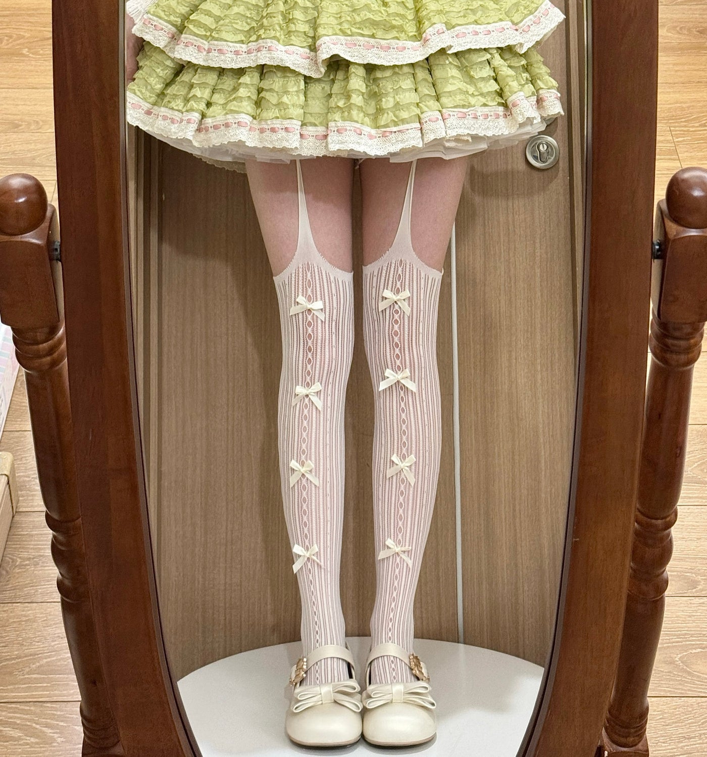 Fantasy Doll - Sweet Lolita - Bow cutout vertical stripe