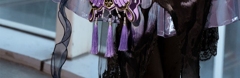 LovelyLota - Butterfly Embroidery - Pearl-Trimmed Handbag