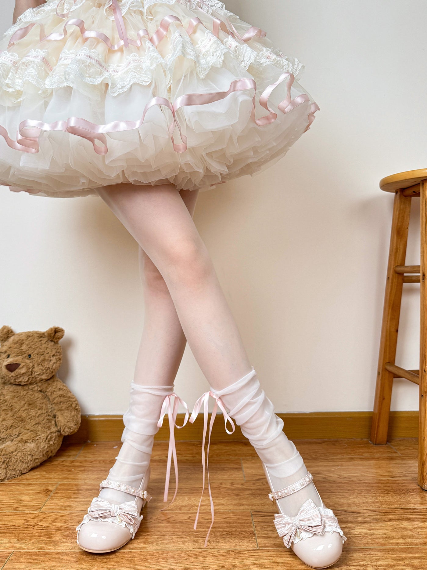 Chubby Bear Tales - Ballet Ribbon - Sheer Mid-Calf Socks
