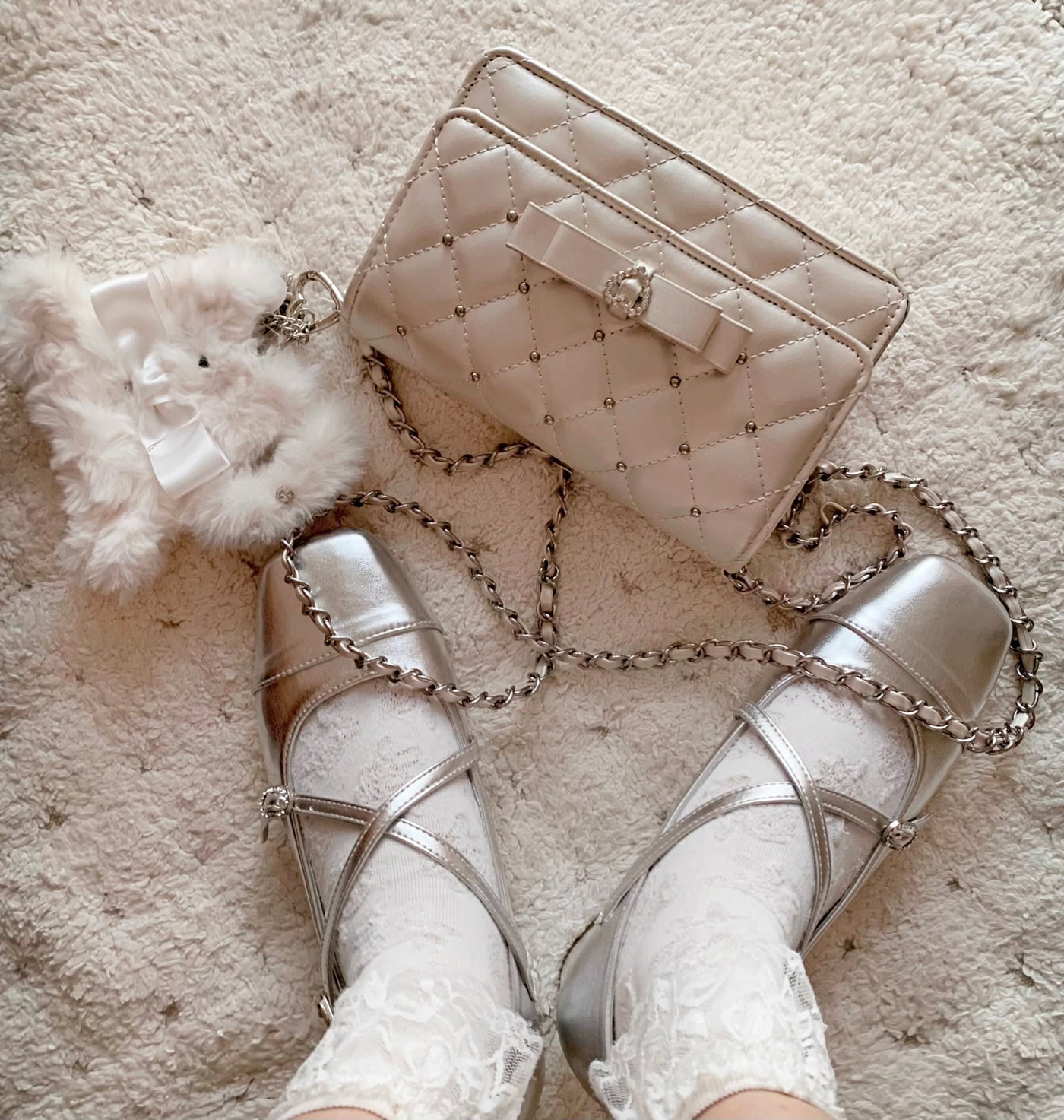 BabyFaceGirl - Heart Flutter - Quilted Bow Chain Bag