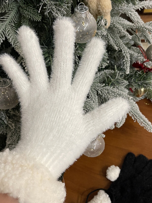 Sock Noble - Pom-Pom Cuff - Plush Gloves with Pom-Pom Trim