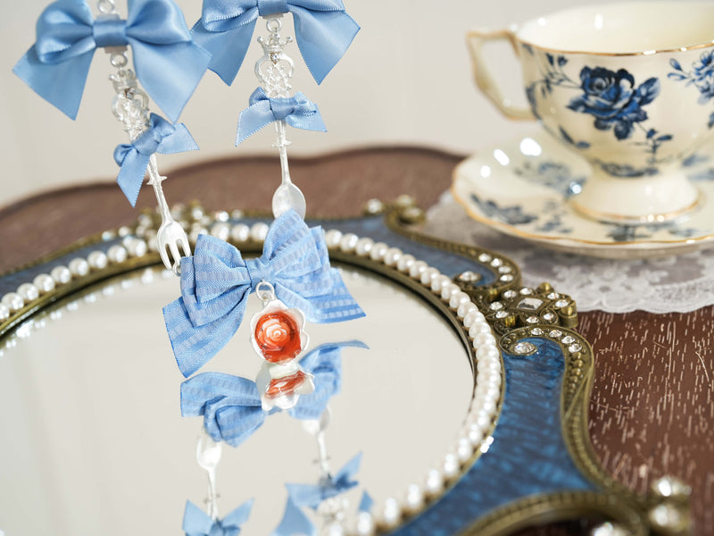 Star Box - Drink Me! - Bow and Flower Pendant Necklace