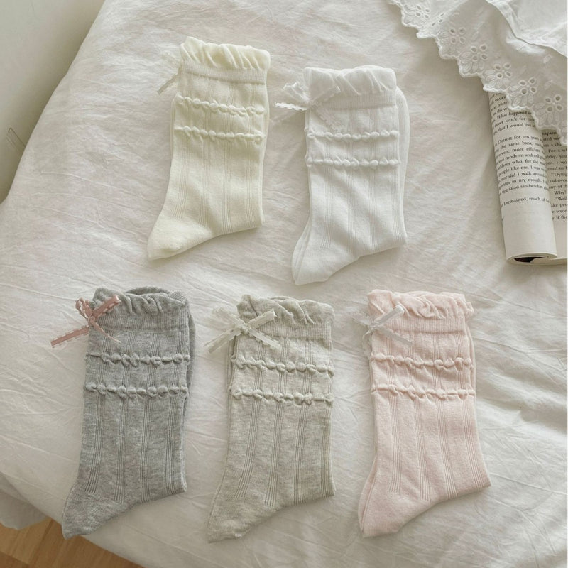 LolitaFetch Essentials Seamless Heel Bow Ruffle Slouch Crew Socks - image 5