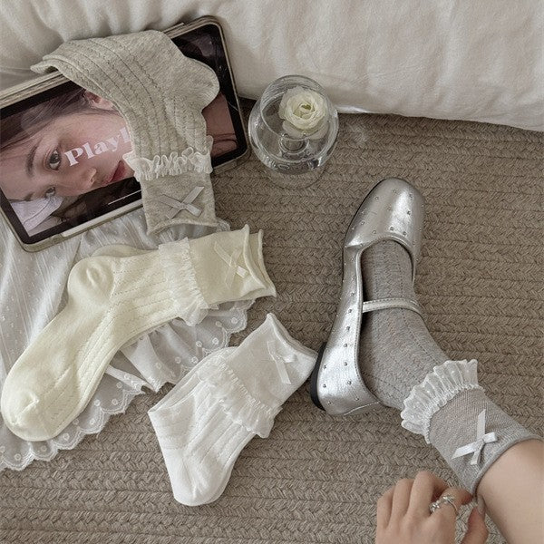 LolitaFetch Essentials Seamless Ribbon Bow Lace Slouch Socks - image 3