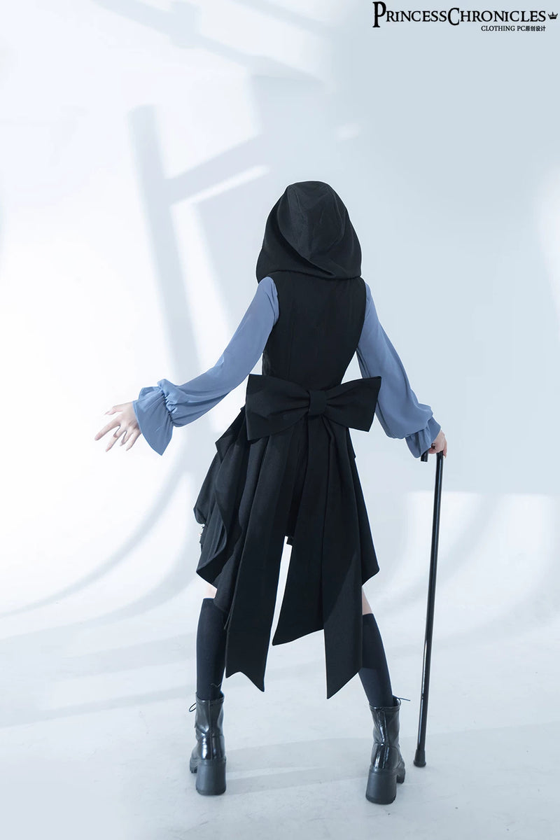 Princess Chronicles - Narrative Rule - Hooded Ouji Vest, Shirt & Shorts - styled outfit photograph 3