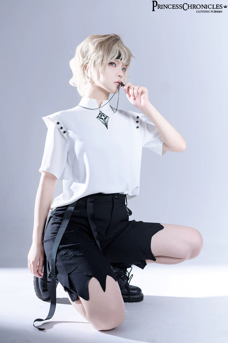 Princess Chronicles - Shadow Story - Gothic Necklace - styled outfit photograph 5