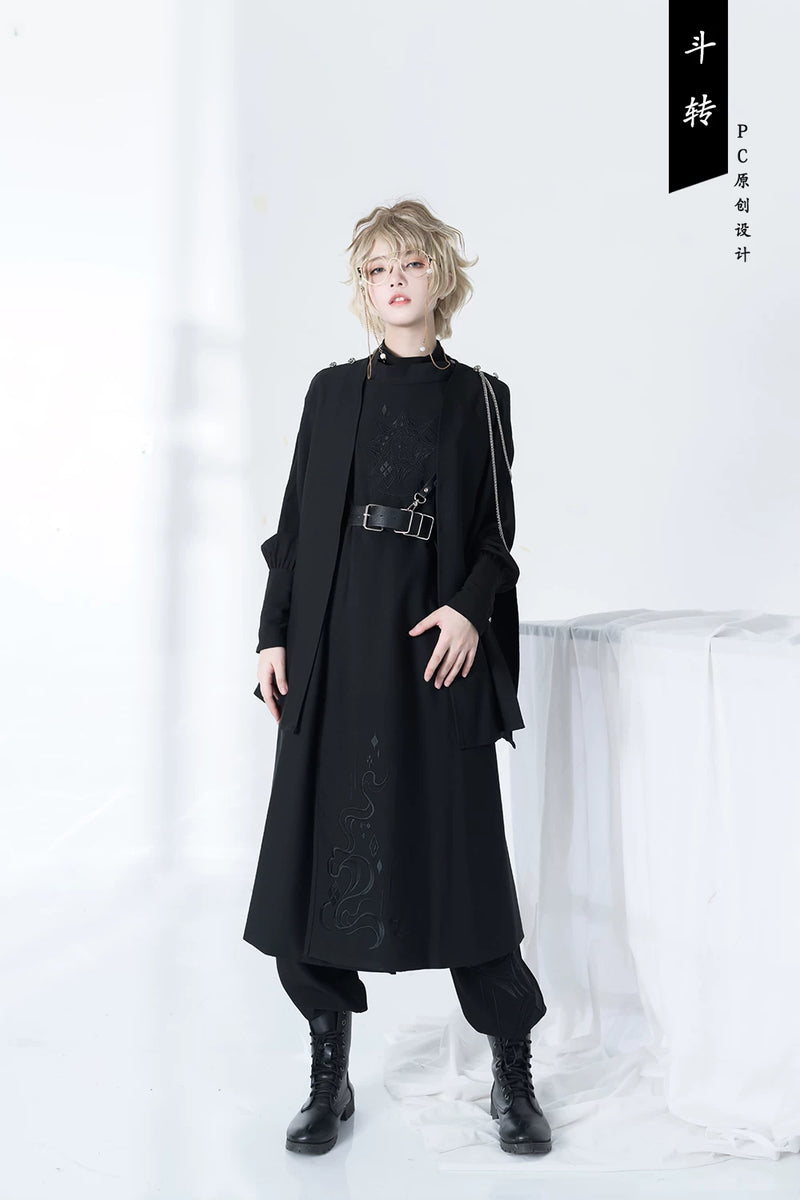 Princess Chronicles - The Stars Change - Chinese-Inspired Ouji Cape - styled outfit photograph 4