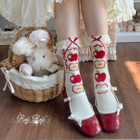 roji roji - Eden Garden - Chaussettes courtes motif pomme avec revers en dentelle et nœud - Pomme rouge