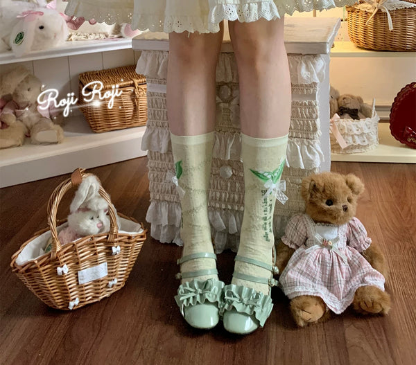 RojiRoji — Lily of the Valley — Pure-Cotton Short Socks with Bow Detail