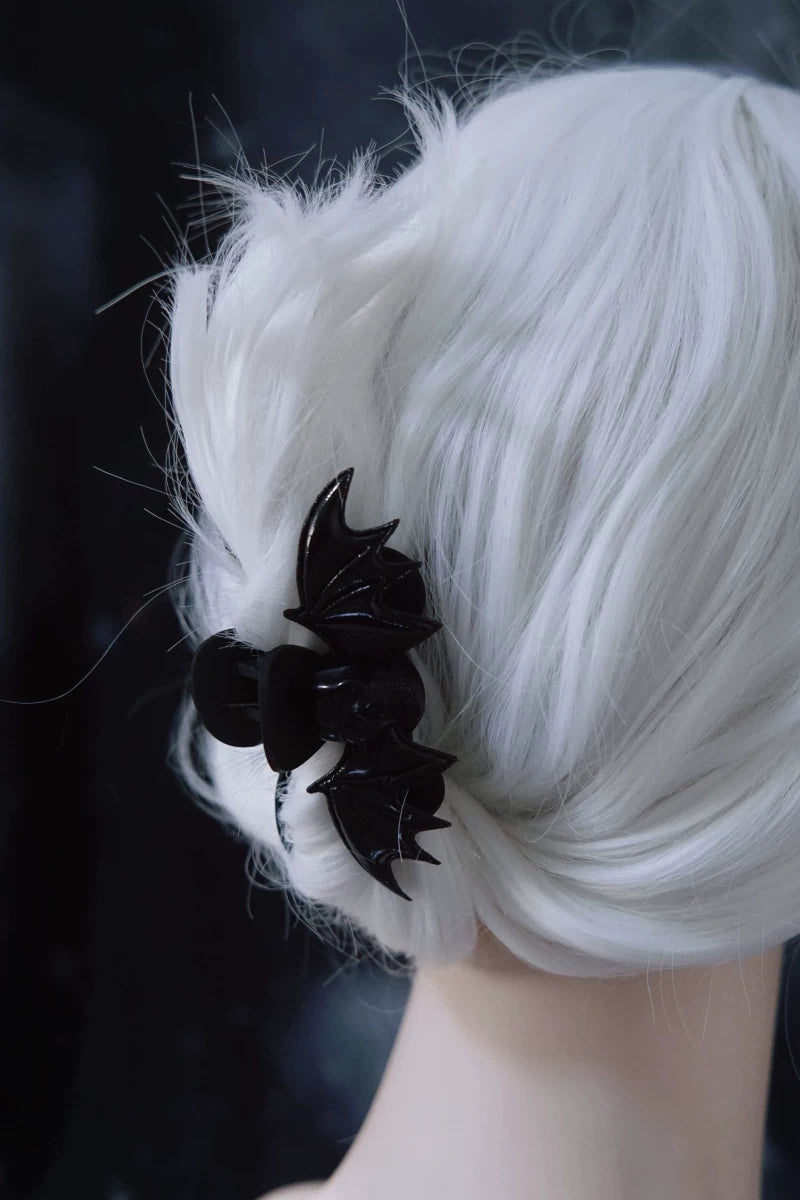 Skull and Bat Wing Claw Clips by Strange Sugar - product view 3